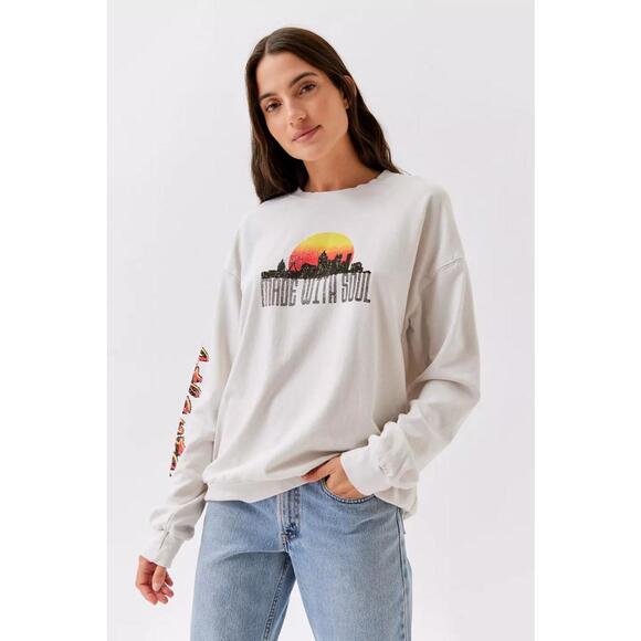 Urban Outfitters Tops - Urban Outfitters - Vintage Inspired Oversized Graphic Sweatshirt, size S/M